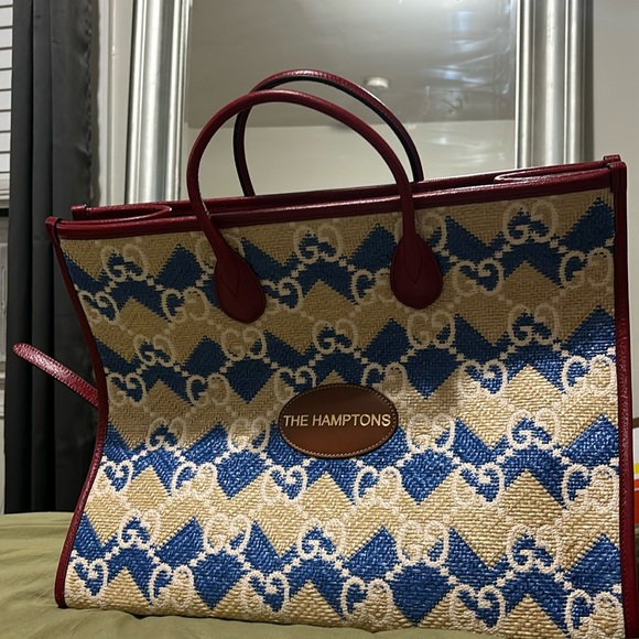 Gucci Hamptons Totes - Picture 1 of 3